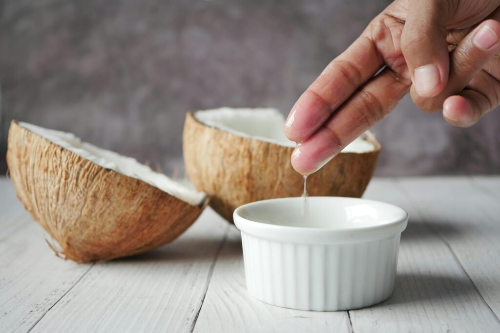 coconut oil teeth benefits